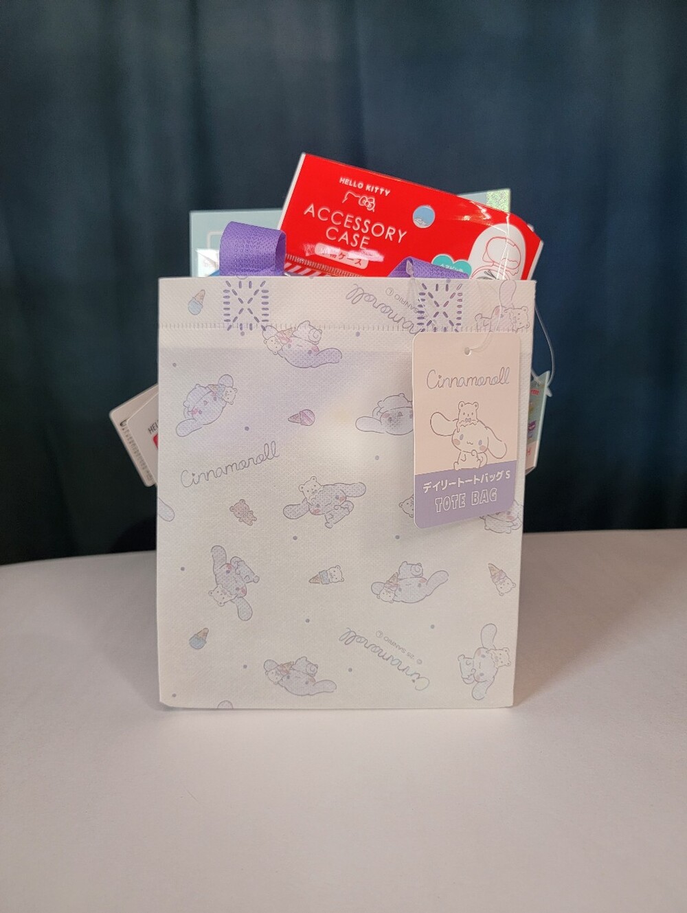 NWT 14 Piece Sanrio Gift Bag